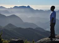 Admirando a vista espetacular do Parque Nacional da Serra dos Órgãos, no Rio de Janeiro